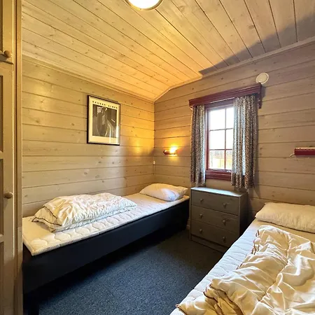 Tvilsombu, Cosy Close To Slopes בית נופש