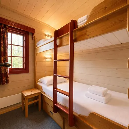 Tvilsombu, Cosy Close To Slopes
