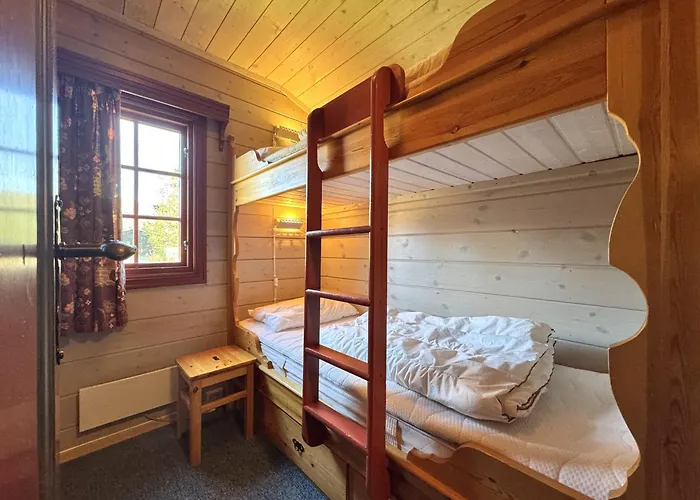 Tvilsombu, Cosy Close To Slopes يالو